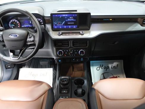 Used 2024 Ford Maverick Lariat w/ FX4 Off-Road Package image 2