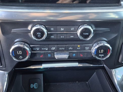 Used 2021 Ford F150 Lariat AWD/4WD image 31