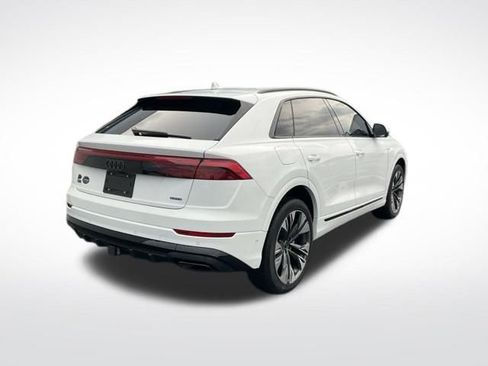Used 2025 Audi Q8 Premium Plus image 7