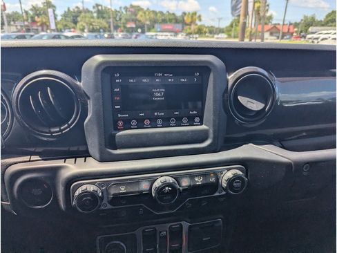 Used 2020 Jeep Wrangler Unlimited Sport AWD/4WD image 17
