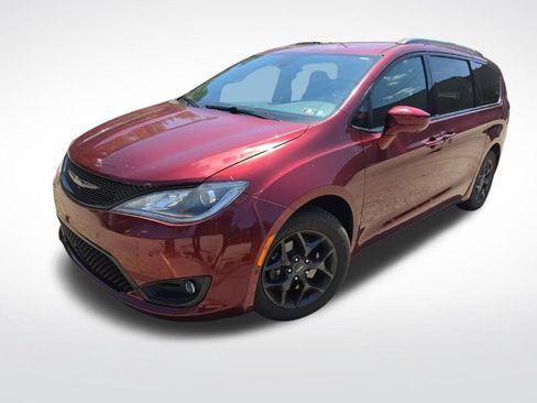 Used 2019 Chrysler Pacifica Touring-L Plus w/ Advanced Safetytec Group FWD image 2