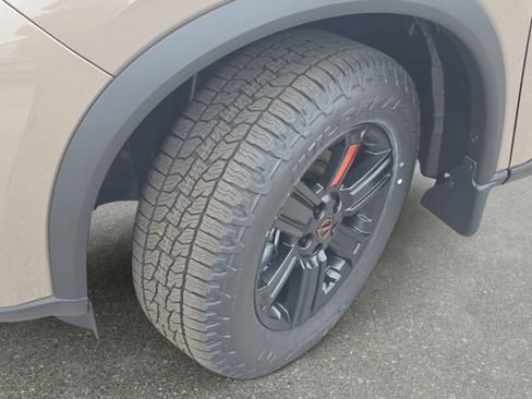 New 2026 Nissan Rogue SV w/ Rock Creek Premium Package AWD/4WD image 31