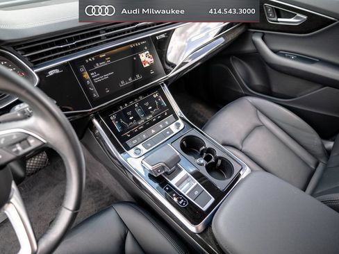Used 2023 Audi Q7 3.0T Premium w/ Convenience Package AWD/4WD image 21