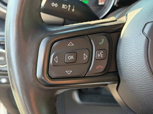 Used 2023 Jeep Wrangler Unlimited w/ Cold Weather Group AWD/4WD image 29