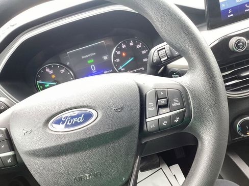 Used 2022 Ford Escape SE image 20