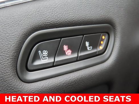 Used 2021 Cadillac Escalade ESV Premium Luxury w/ Driver Assist Tech Package image 5