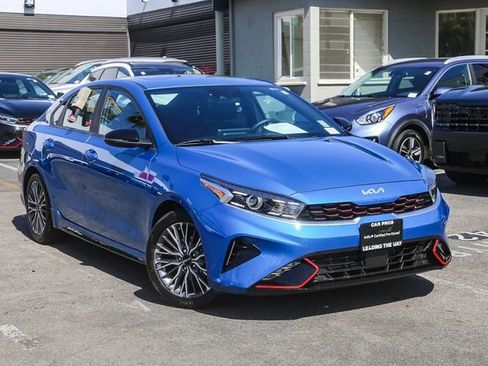 Certified 2023 Kia Forte GT-Line w/ GT-Line Premium Package image 2