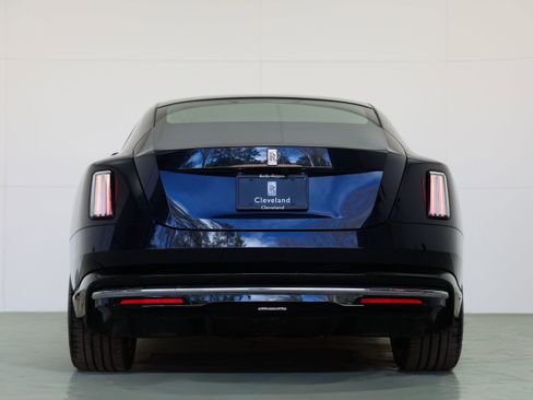 New 2026 Rolls-Royce Spectre image 14