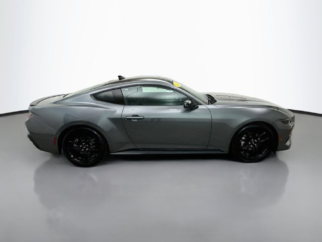 Used 2025 Ford Mustang Premium RWD image 8