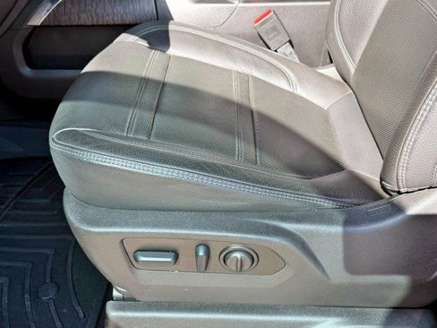 Certified 2023 GMC Sierra 2500 Denali w/ Denali Ultimate Package image 17