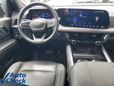 Used 2025 Chevrolet Tahoe Z71 AWD/4WD image 18