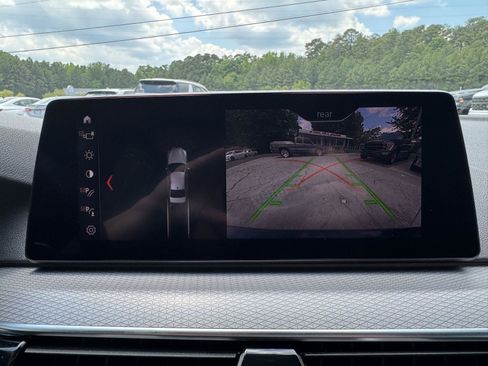 Used 2019 BMW 530i w/ M Sport Package RWD image 24