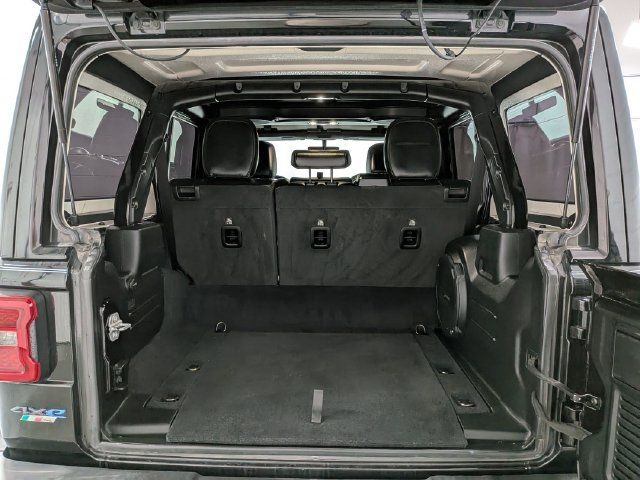 Used 2021 Jeep Wrangler Unlimited Rubicon 4xe AWD/4WD image 25
