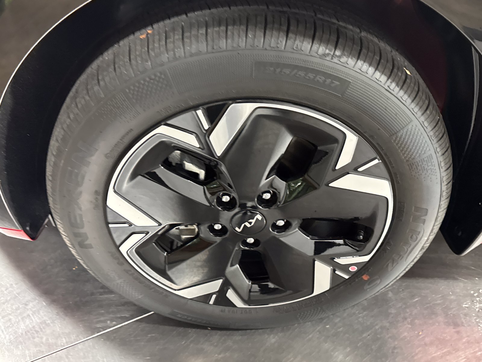 New 2026 Kia Niro Wind w/ Wind Preserve Package FWD image 2