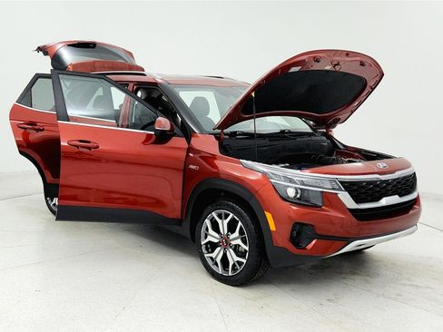 Used 2021 Kia Seltos S AWD/4WD image 12