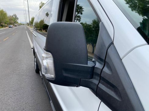 Used 2020 Ford Transit 350 XLT image 15