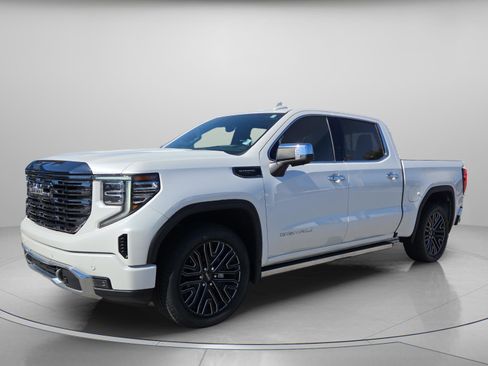 Used 2022 GMC Sierra 1500 Denali Ultimate image 2