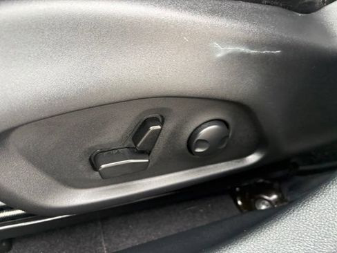 Used 2024 Jeep Compass Latitude AWD/4WD image 25