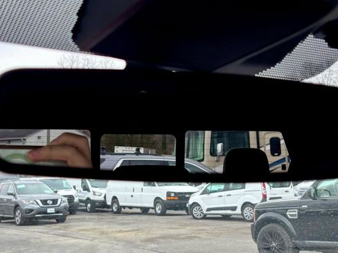 Used 2019 Ford F150 XLT w/ Equipment Group 302A Luxury AWD/4WD image 26