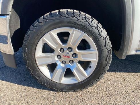 Used 2017 GMC Sierra 1500 SLE w/ SLE Value Package image 29