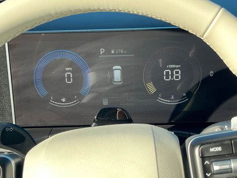 Used 2025 Hyundai Santa Fe SEL image 39