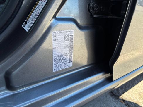 Used 2025 Nissan Altima 2.5 SV FWD image 29