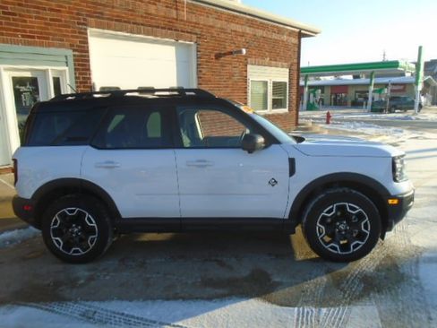 Used 2025 Ford Bronco Sport Outer Banks w/ Outer Banks Tech Package+ image 12