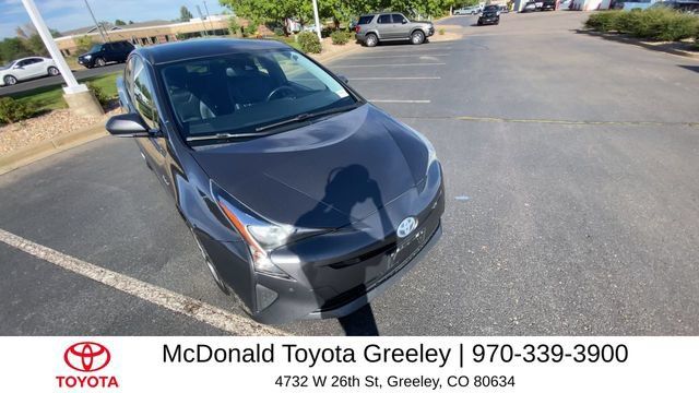 Used 2017 Toyota Prius Four FWD image 3