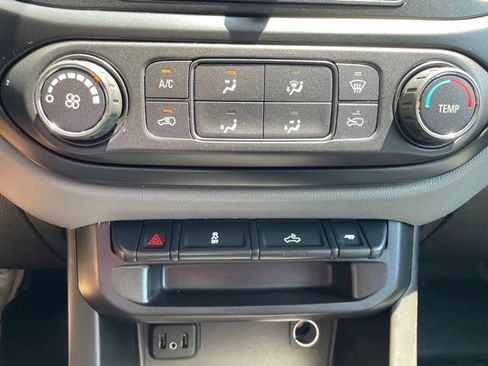 Used 2021 Chevrolet Colorado W/T w/ Custom Special Edition AWD/4WD image 30