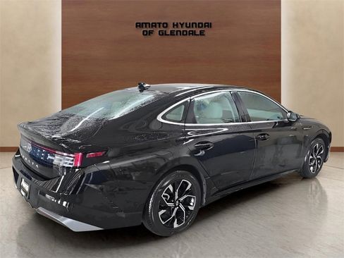 Used 2025 Hyundai Sonata SEL image 5