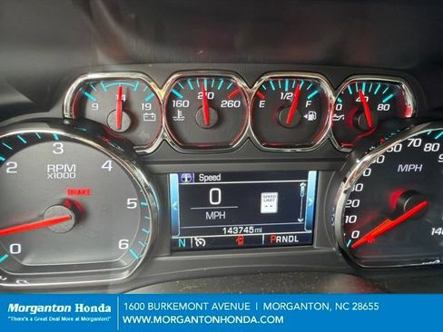 Used 2019 Chevrolet Suburban LT AWD/4WD image 5