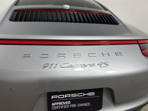 Certified 2017 Porsche 911 Carrera 4S image 19
