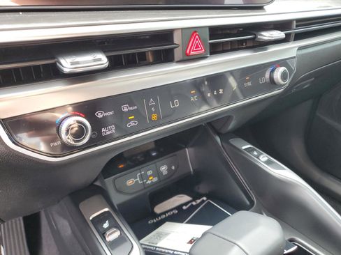 New 2026 Kia Sorento X-Line EX image 33