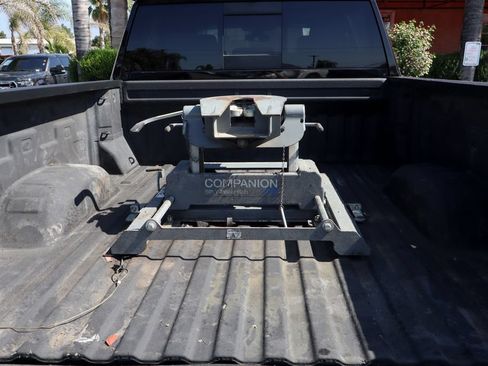 Used 2023 GMC Sierra 2500 AT4 w/ AT4 Preferred Package AWD/4WD image 10