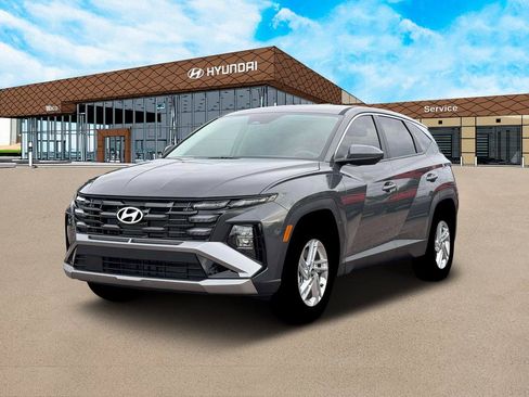 New 2026 Hyundai Tucson SE FWD image 1
