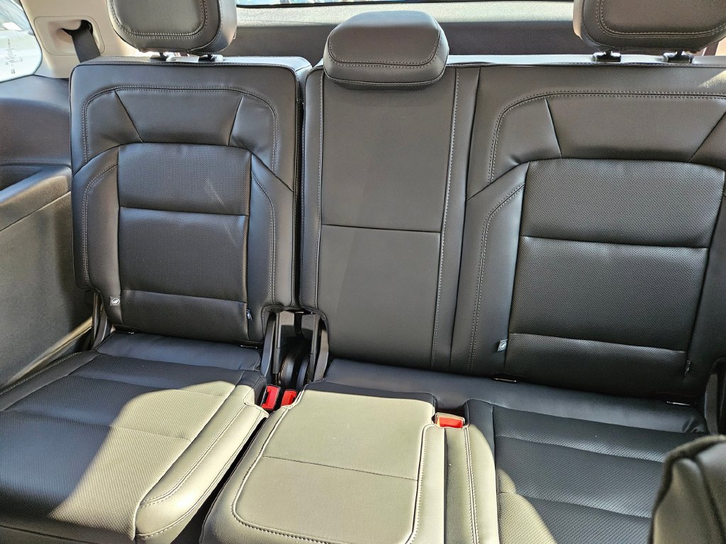 New 2027 Lincoln Navigator Reserve AWD/4WD image 12