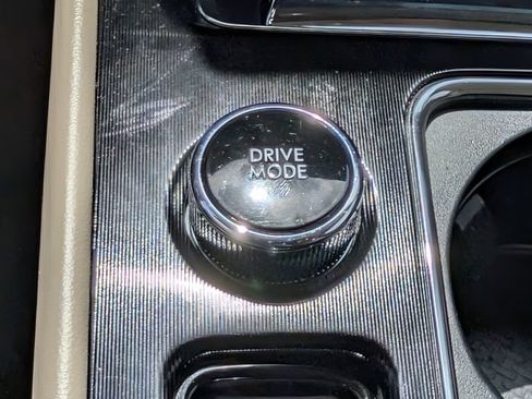 Used 2022 Lincoln Corsair FWD w/ Equipment Group 101A image 15