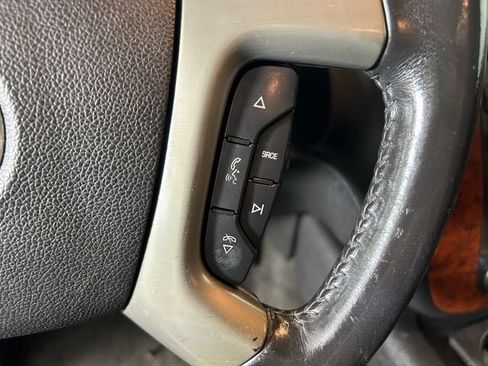 Used 2013 Chevrolet Tahoe LT AWD/4WD image 16