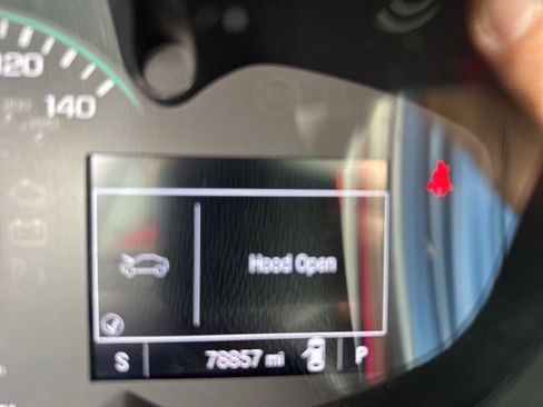 Used 2019 Chevrolet Sonic LT w/ Convenience Package image 2