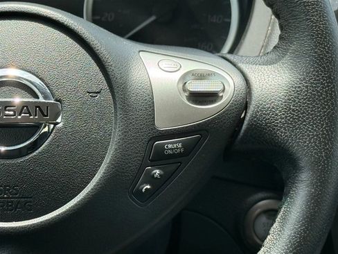 Used 2019 Nissan Sentra SV FWD image 12