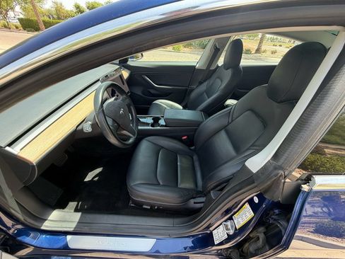 Used 2018 Tesla Model 3 Long Range AWD/4WD image 9