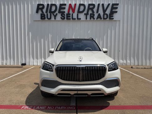 Used 2023 Mercedes-Benz Maybach GLS 600 4MATIC image 10