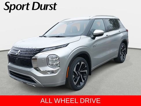 Used 2024 Mitsubishi Outlander 4WD Plug-In Hybrid image 1