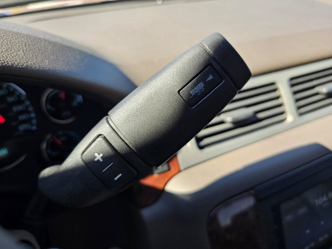 Used 2013 Chevrolet Silverado 1500 LTZ w/ Suspension Package, Off-Road AWD/4WD image 51