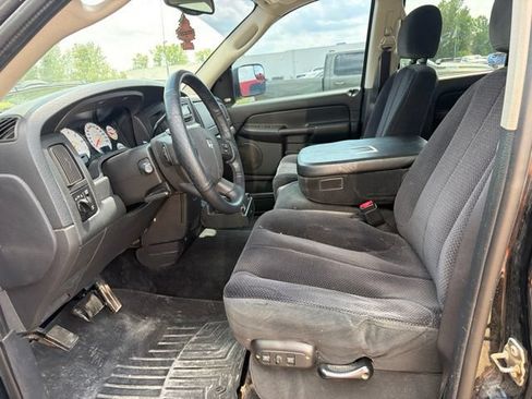 Used 2004 Dodge Ram 1500 Truck SLT w/ Quad Cab Value Group AWD/4WD image 4