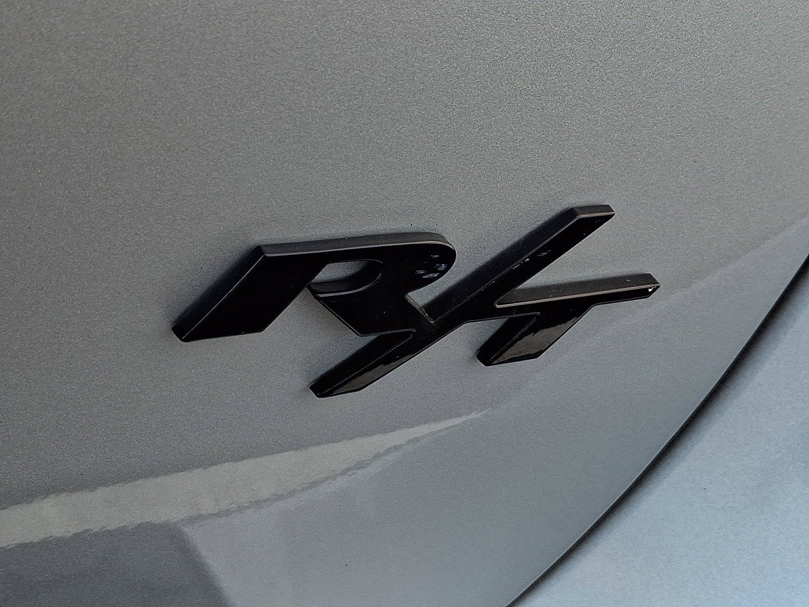 Used 2024 Dodge Durango R/T w/ Blacktop Package RWD image 32