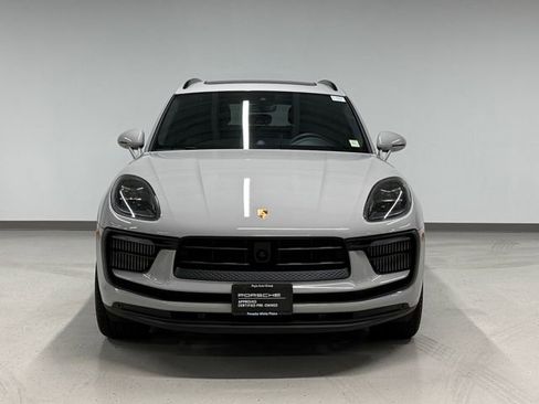 Certified 2023 Porsche Macan S image 6