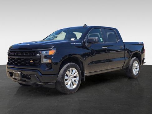 Used 2024 Chevrolet Silverado 1500 Custom AWD/4WD image 9