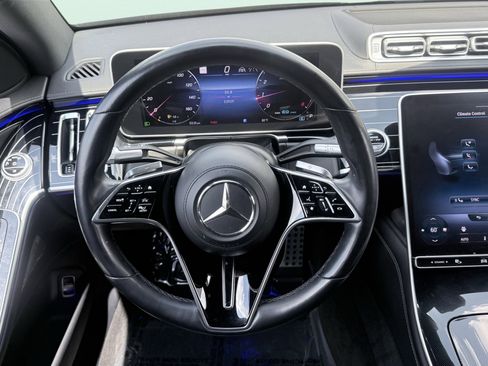 Used 2022 Mercedes-Benz S 580 4MATIC Sedan w/ AMG Line Package image 47