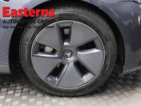 Used 2023 Tesla Model 3 Standard Range image 28